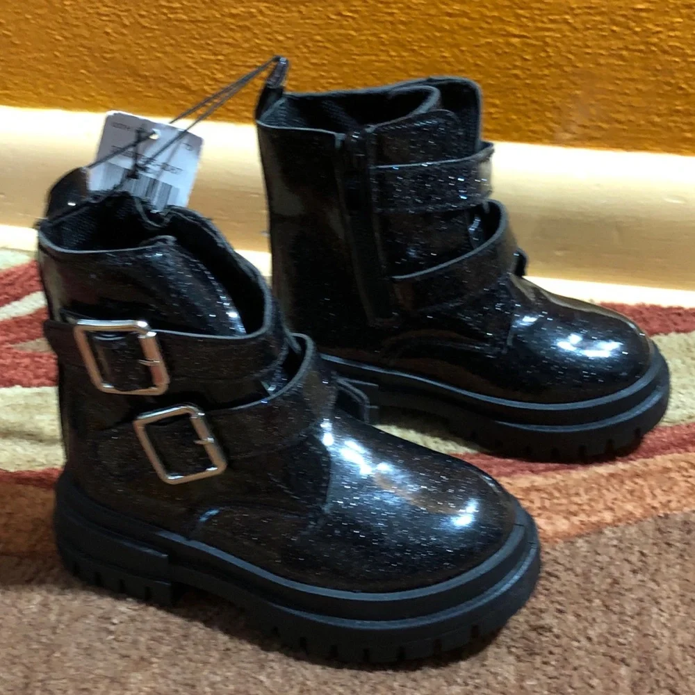 Kids Black Glitter Combat Boots - Stylish Ankle Boots for Girls